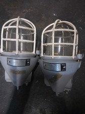 Biete Hier 4 Alte EOW  Bunkerlampe An, Neu Waren Noch Nie Verbaut,