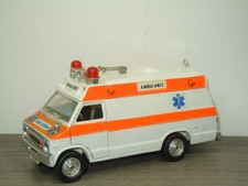 Dodge Van Ambulance - Polistil