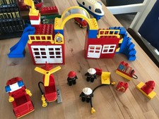 LEGO DUPLO 2693 Feuerwehrwache Feuerwehr Station Bespielt im sehr guten Zustand