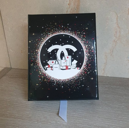 Chanel geschenkbox oder - chanel,