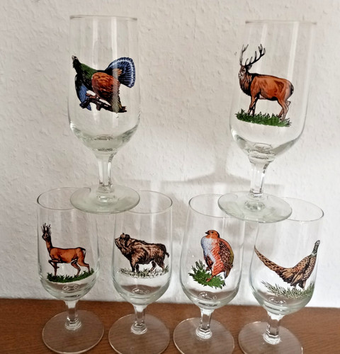 Biergläser mit stiel und - mit,