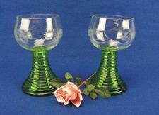 2 sehr alte Römer Wein Gläser 0,2 L geschliffen Wein/ Schwalbe Motiv Hohlfuß (03