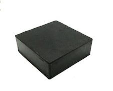 150x150x50mm Hartgummi