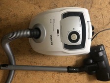 Staubsauger Siemens Z 4.0 QuattroPowerTechnologie mit Schlauch und Bodendüsen