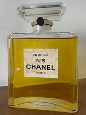 CHANEL Nr. 5 - Dummy