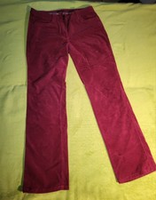 Mark Adam. Hose. Tolles Rot