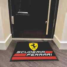 Ferrari Scuderia Fußmatte - perfekt für Autoliebhaber Garage