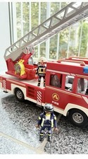 Playmobil 9463 City Action Feuerwehr Leiterfahrzeug Konstruktionsspielzeug