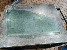 Fiat Punto II 188 5-Türer Seitenscheibe Türscheibe Fensterscheibe vorne rechts