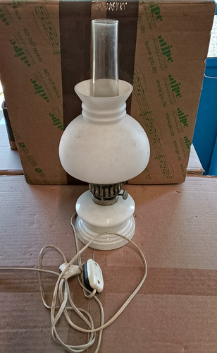 Alte petroleumlampe tischlampe - alte,