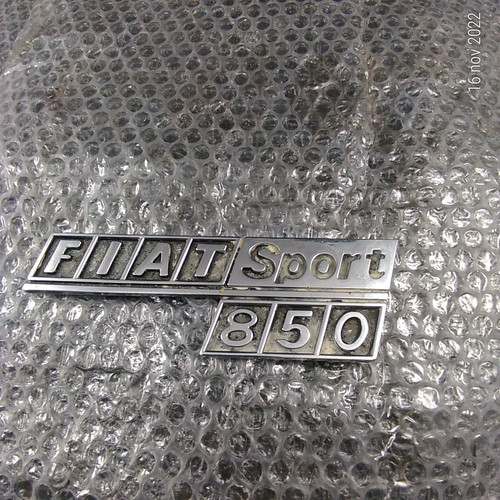 Schriftzug emblem metall - emblem,