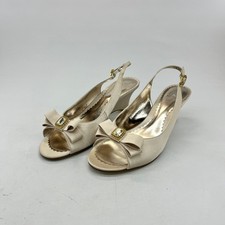 K by Clarks verzierte
