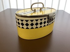 Art Deco Deckeldose mit