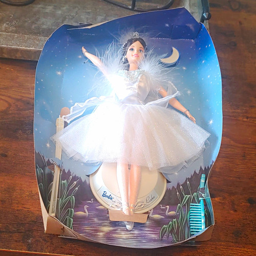Barbie swan lake 12in doll - 12in,