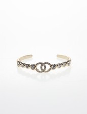 CHANEL Armband Armreif Gold CC Strass