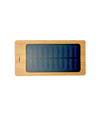 Solar Powerbank im Bambusgehäuse mit Gravur / mit 8.000 mAh Leistung