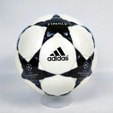 adidas Fußball Champions League Finale 2 Black Stars 2001/02 Official Matchball