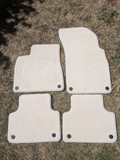 Bentley Bentayga/Audi Q7 Racemark Fußmatten Set Linen Hochfloor 36B863011G51V 