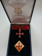 Großes Bundesverdienstkreuz mit Halskreuz und Stern mit Punze im Etui