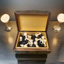 Vintage Schachfiguren aus