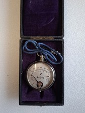 Radio-Voltmeter Messuhr Volt