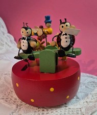 K39) Spieluhr Marienkäfer