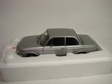 1:18 BMW 2002tii, Kyosho
