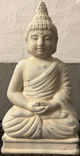 Buddha Figur Terrakotta Beige