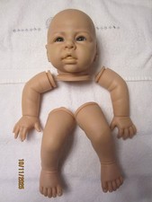 Reborn Bausatz JULCHEN von Linde Scherer mit eingesetzten blauen Designeraugen