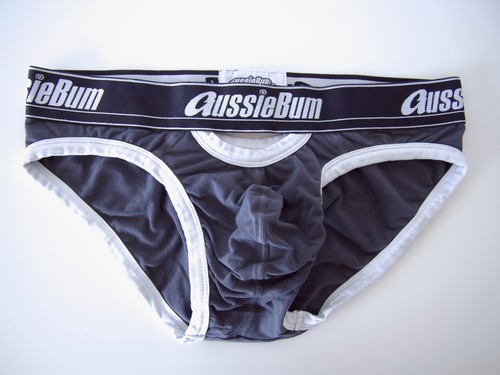 Aussiebum rift wie riot - aussiebum,