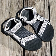 TEVA Womens Sz 6 Original