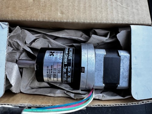 Harmonic drive mit motor - drive,