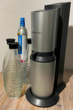 Sodastream Wassersprudler Crystal 3.0, schwarz, mit 3 Glasflasche und 2 Zylinder