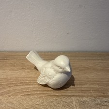 Goebel Figur CV73 Vogel Spatz Höhe: 7,5 cm. Länge: 10 cm. Unbemalt für Sammler