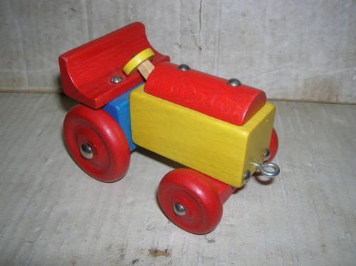 Seltener kleiner holz traktor - kleiner,