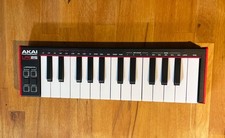 Akai LPK 25 Keyboard