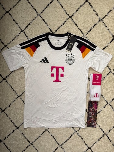 Telekom adidas deutschland - &,
