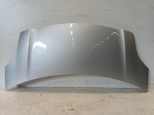 Toyota Yaris/Vitz  Motorhaube