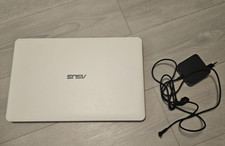 Asus Laptop Notebook  F751S Weiß USB 3.0 Intel 4Core 3700 DVD  (für Bastler)