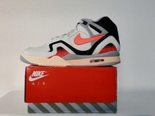 Nike Air Tech Challenge 2 QS
