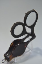 Historische Lupe aus Horn