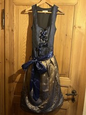 Dirndl von Trachtenmode