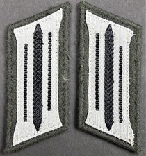 DDR NVA Paar Kragenspiegel