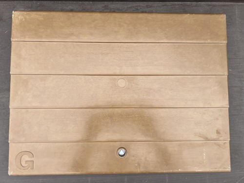 Brauner gaszählerkastendeckel - brauner,
