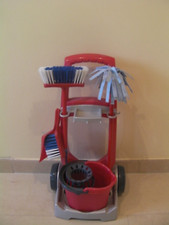 klein Vileda Putzwagen