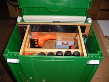 Werkzeugkiste Schreiner mit Werkzeug für Holz