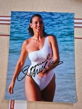 Raquel Welch signiert