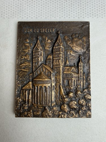Strassacker bronze relief dom - bronze,