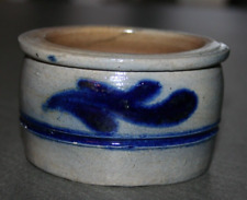 Kleiner Steinzeug Topf