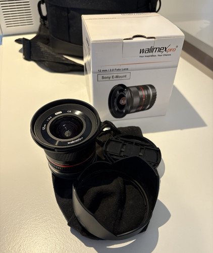 Walimex pro 2 - 12, f/2,0